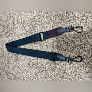 Lululemon crossbody strap